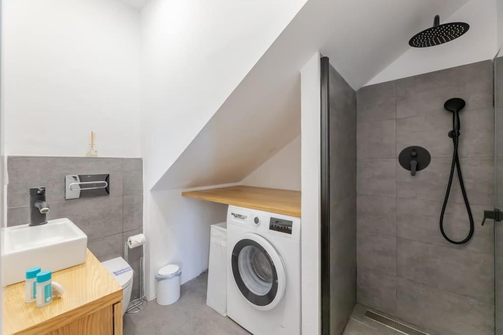 Renovated Townhouse Walk To And Golf Rdr417 Apartment