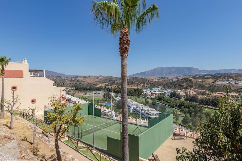 Renovated Townhouse Walk To And Golf Rdr417